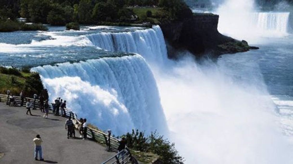 Lugar Cataratas del Niágara