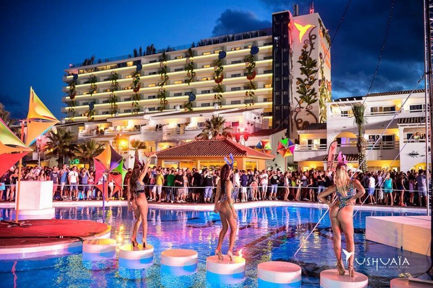 Restaurants Ushuaïa Ibiza Beach Hotel