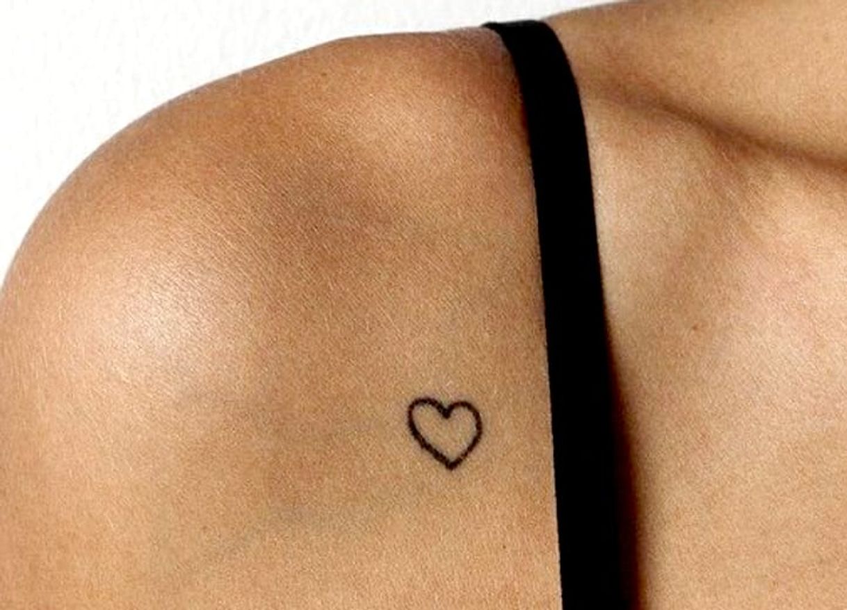 Moda Tatuagem coração minimalista