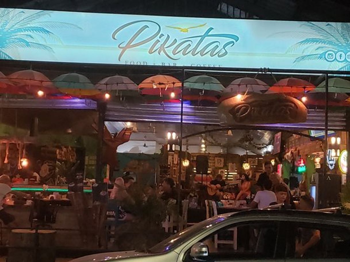 Restaurants Pikatas Tamarindo