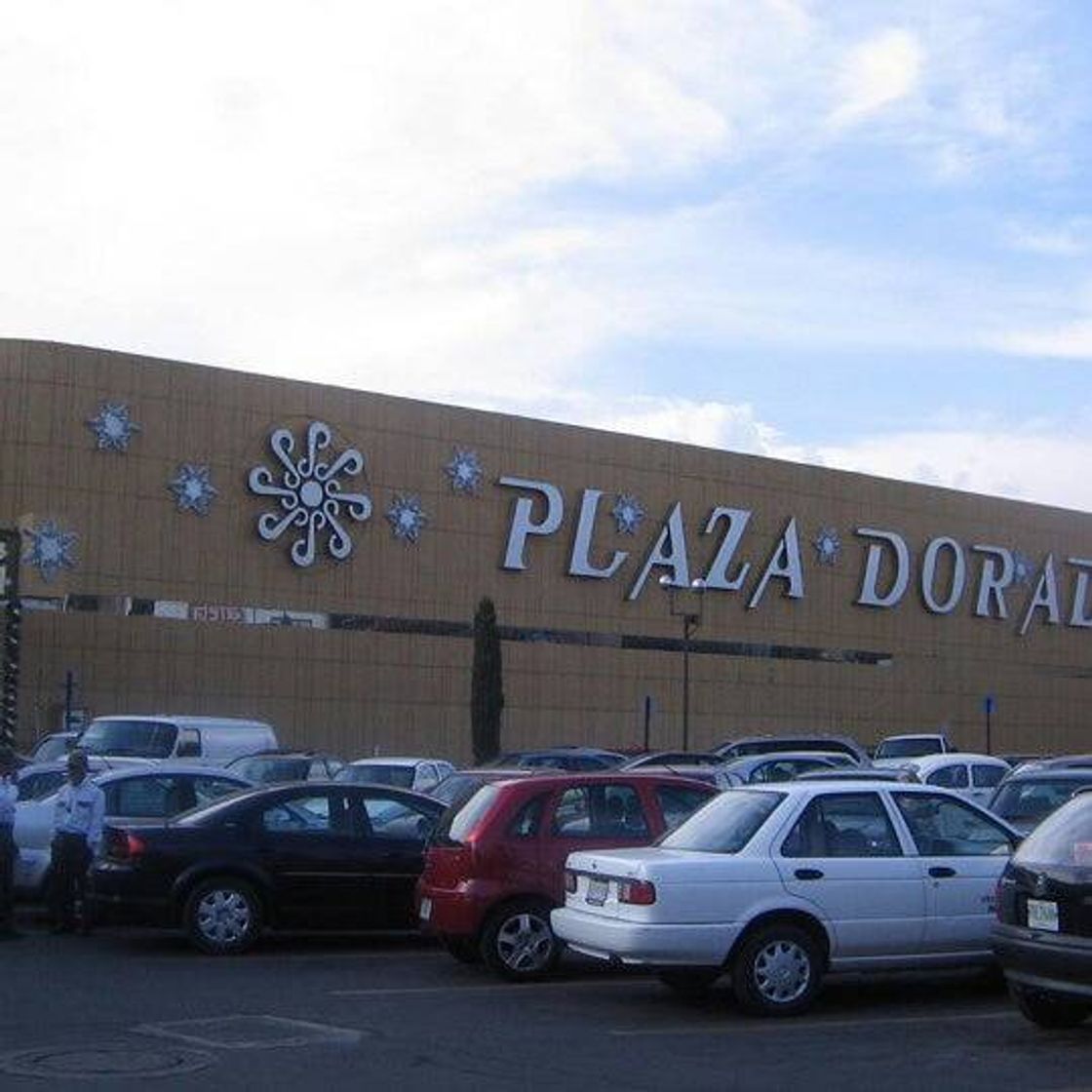 Moda Plaza dorada