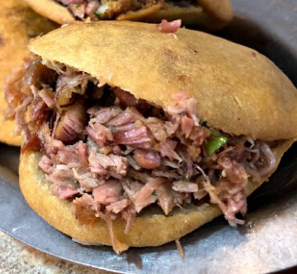 Fashion Gorditas, carnitas, chicharrón 🤤 