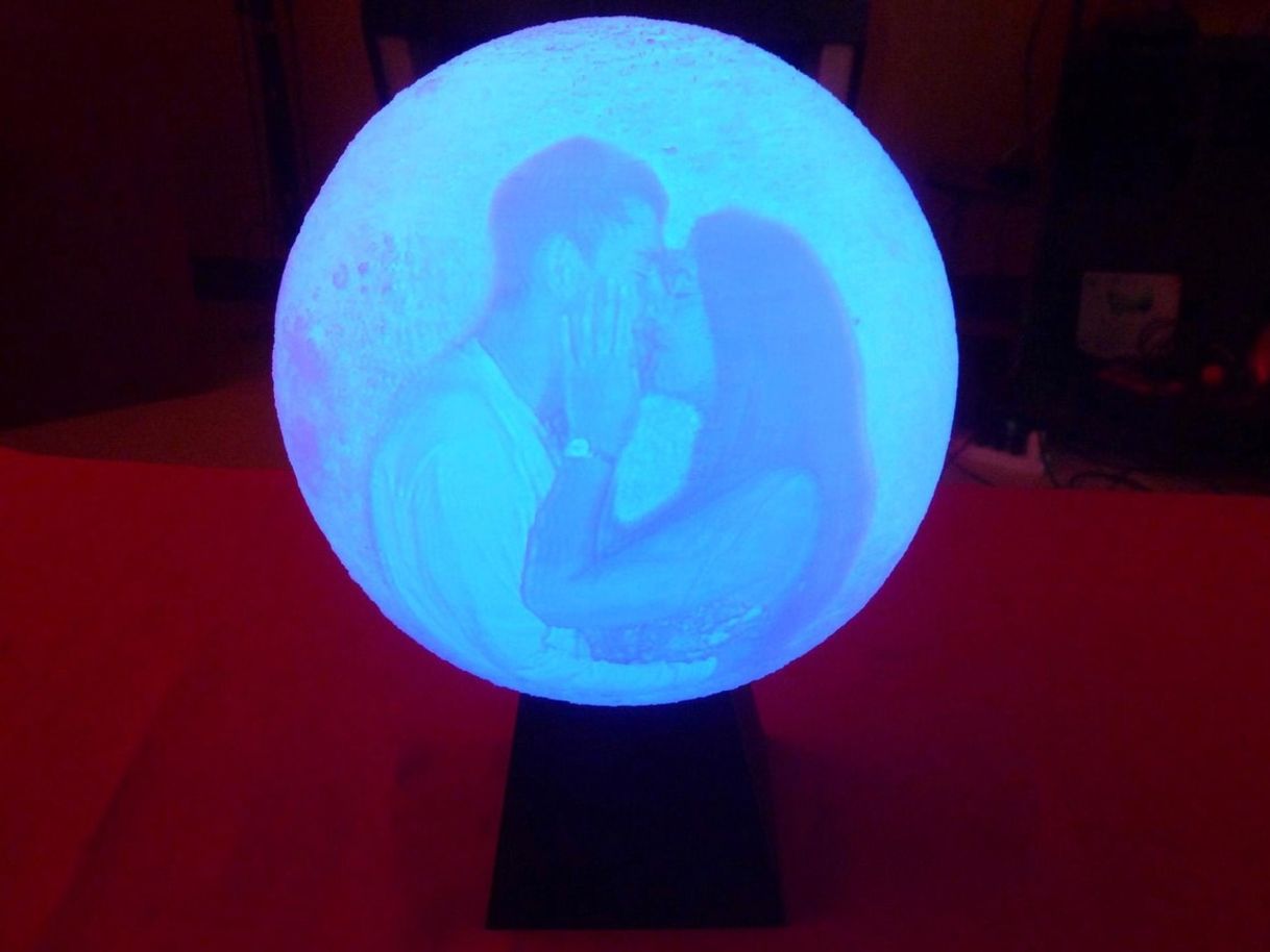 Social Lampara con forma de luna 