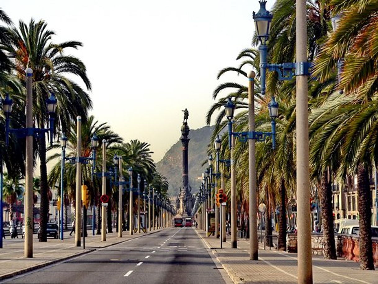 Place Passeig de Colom