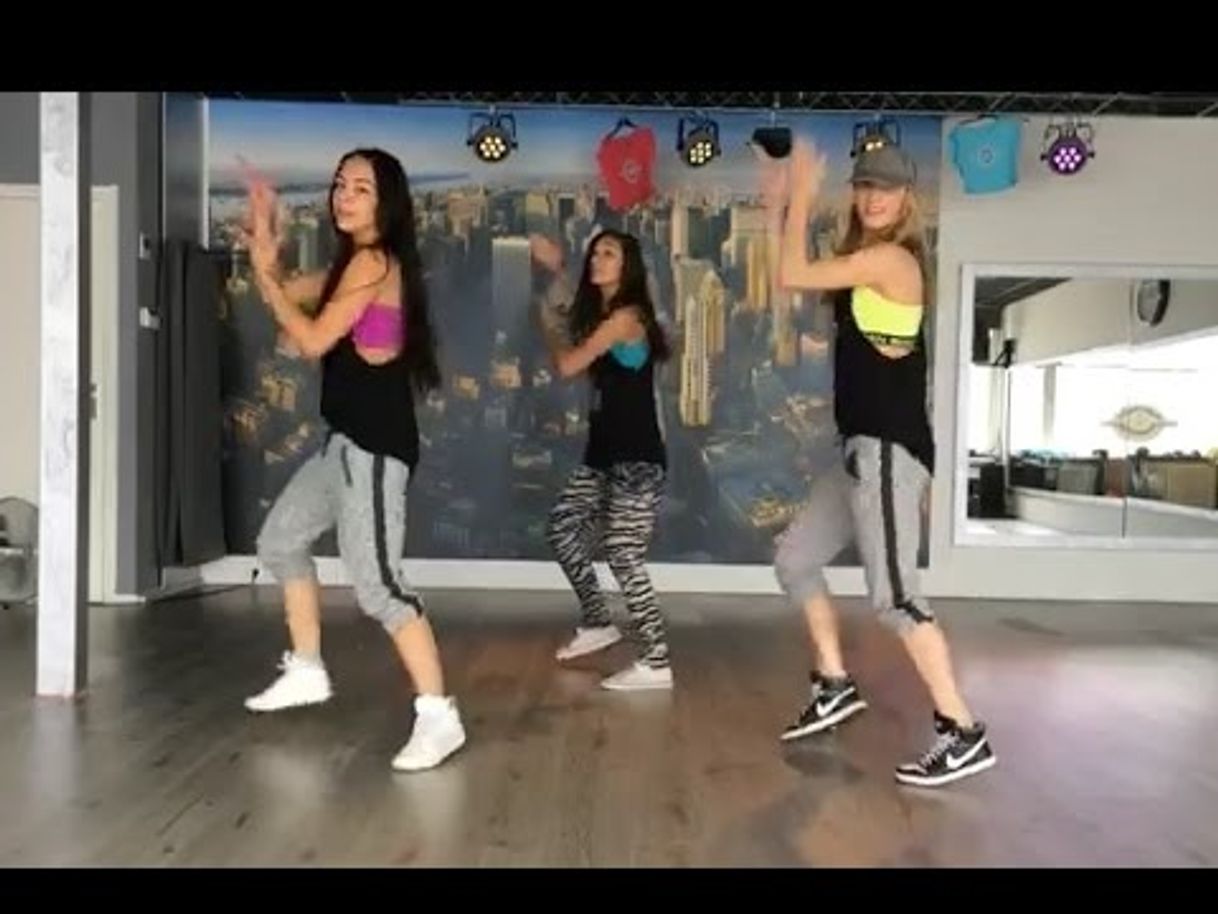 Moda Bailando - Enrique Iglesias - Fitness Dance Choreography - YouTube