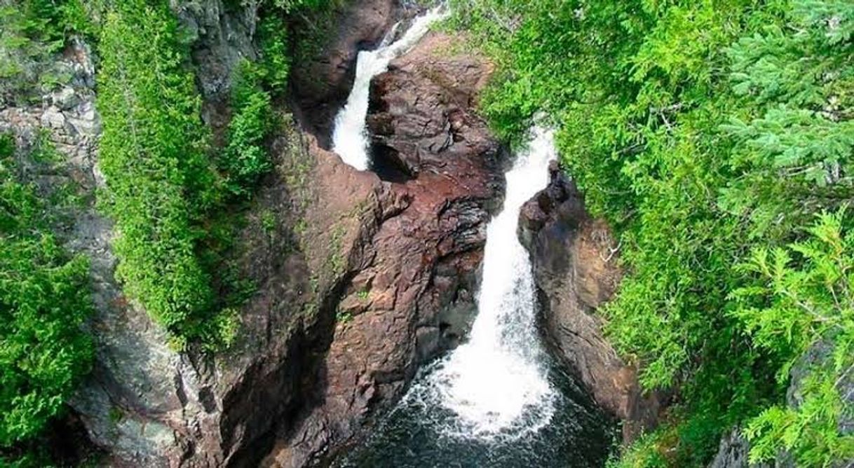 Place Devil’s Kettle Falls