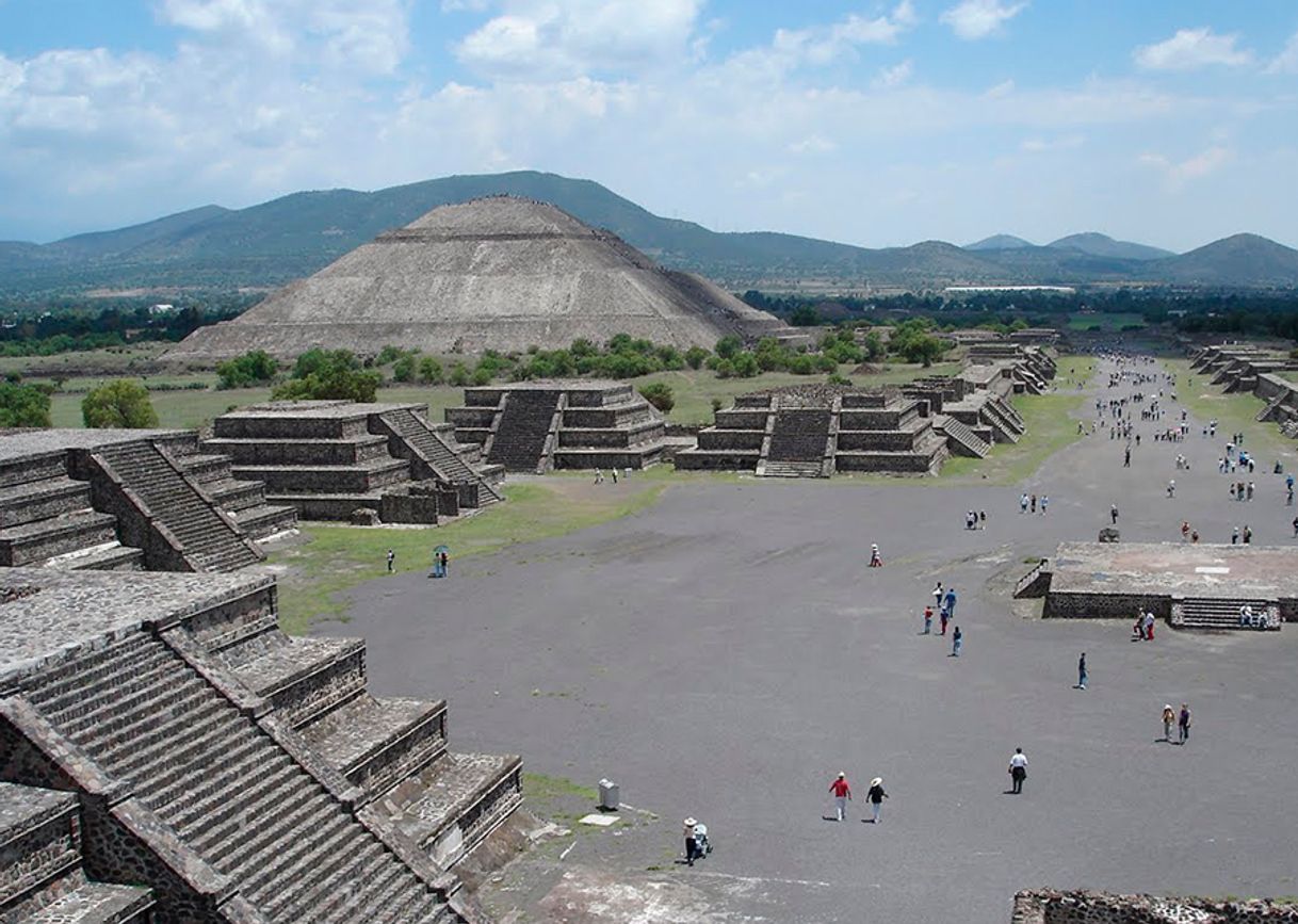 Place Piramides De Teotihuacan