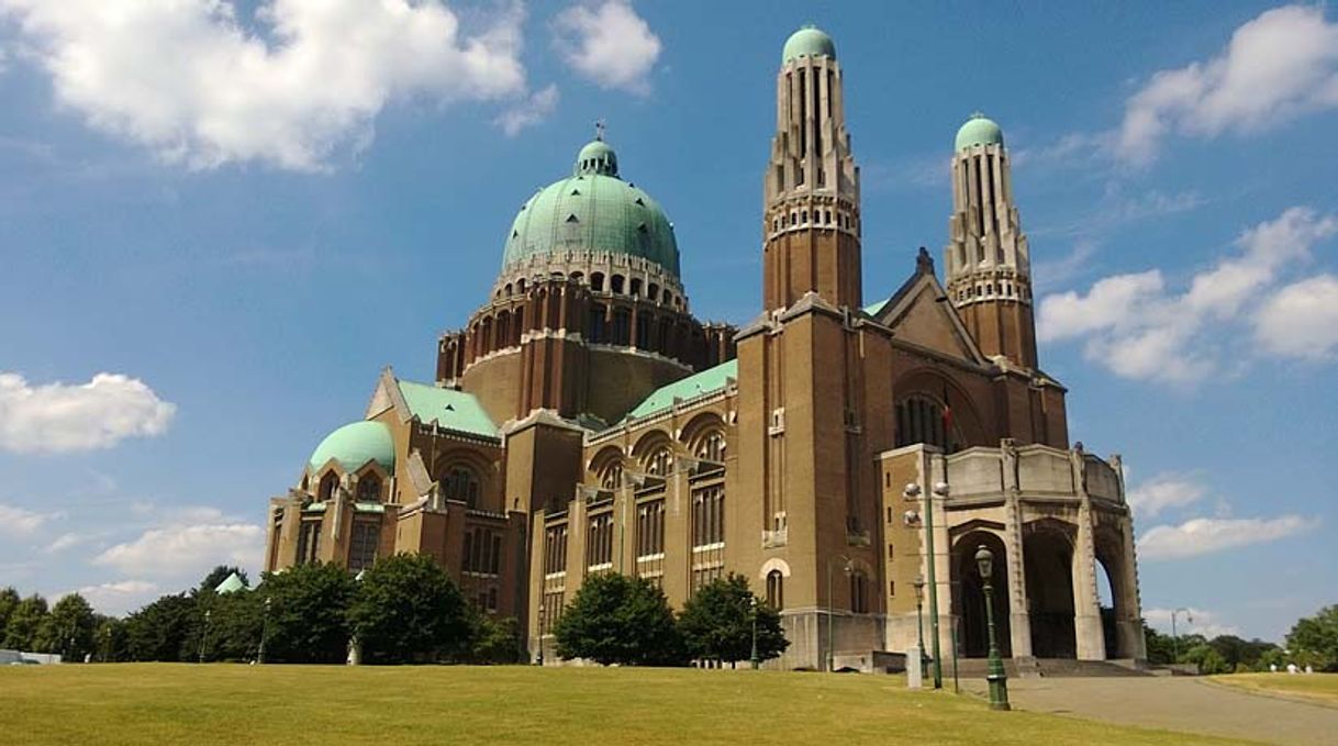 Place Basílica del Sagrado Corazón