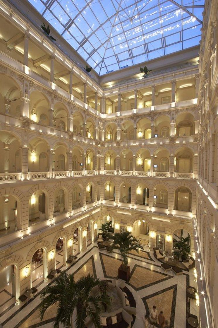 Lugar New York Palace