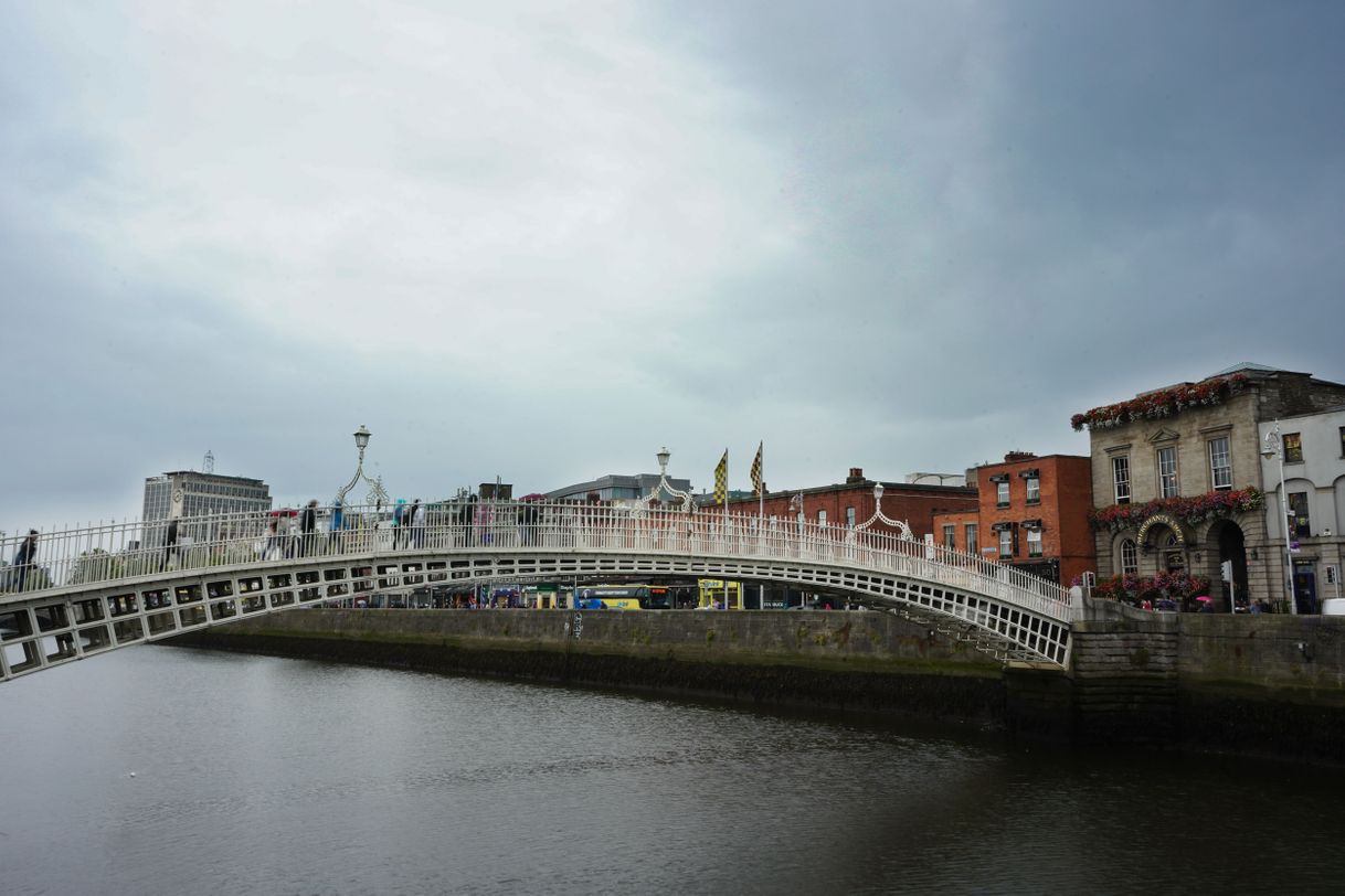 Place Ha'penny Bridge