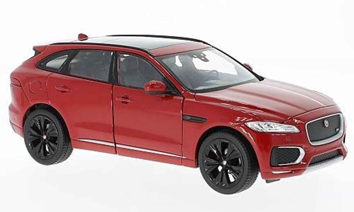Social Jaguar F-Pace 2016 rot 1