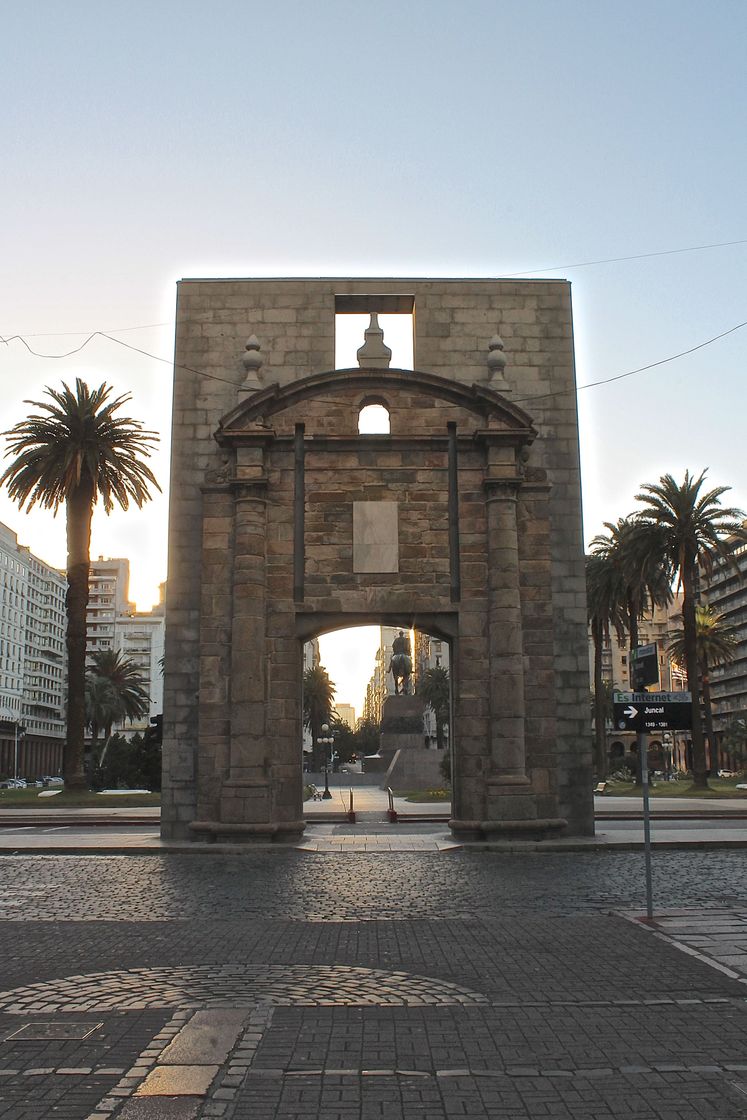 Lugar Puerta de la Ciudadela