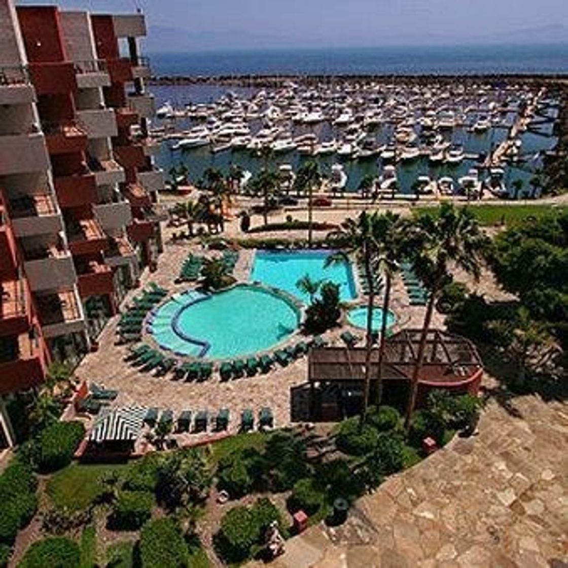 Restaurants Hotel Coral & Marina