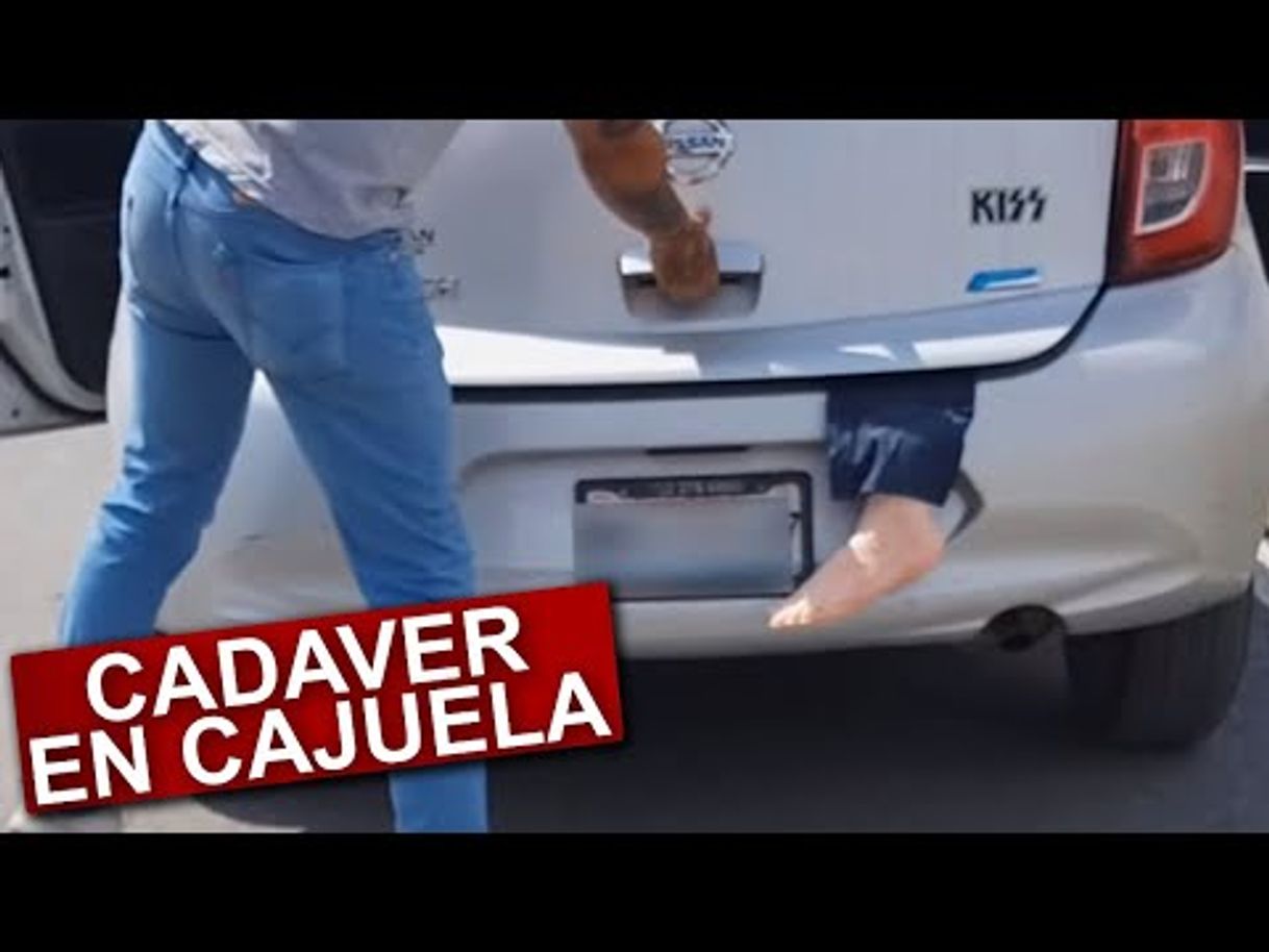 Fashion Cadaver en mi auto!! BROMA A POLICÍAS - YouTube