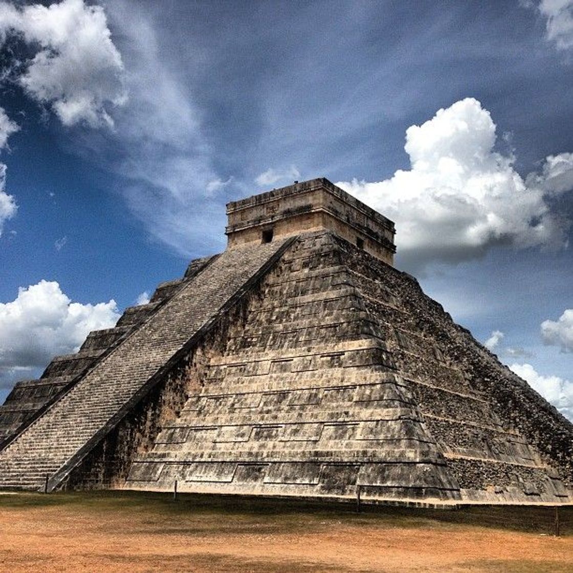 Place El Castillo