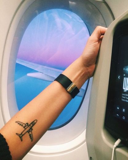 Tatuaje avion