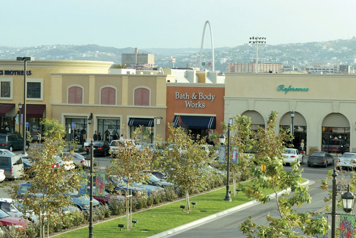 Lugar Plaza Las Americas