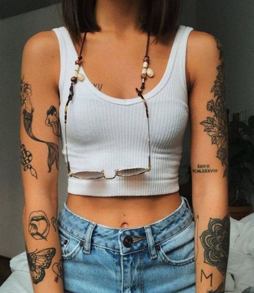 Moda diferent style of tattos