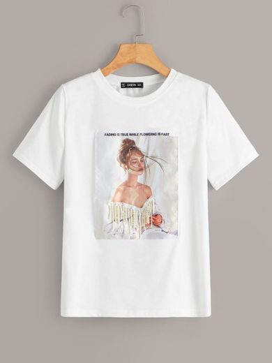Camiseta con diseño de perla con parche de figura