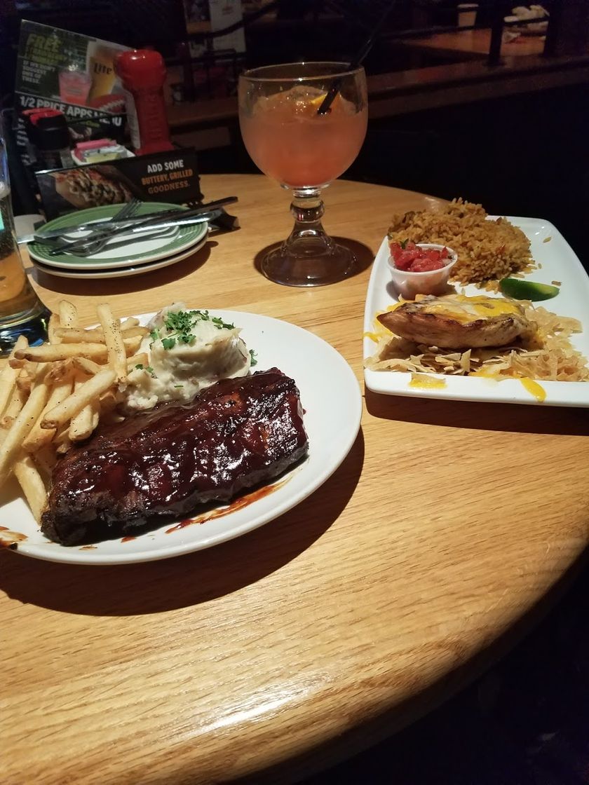 Restaurantes Applebee's Grill + Bar