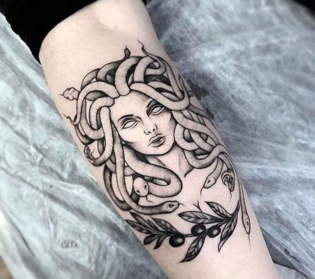 Moda tatto medusa