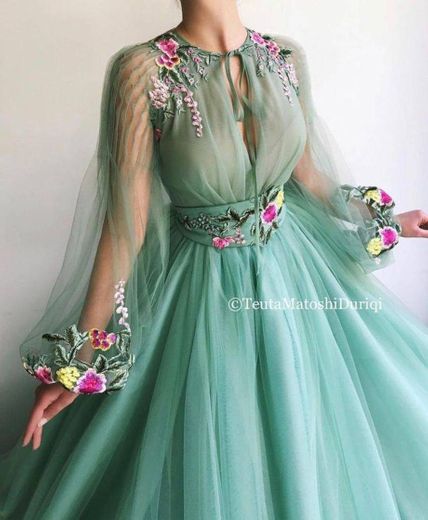 Bloom gown