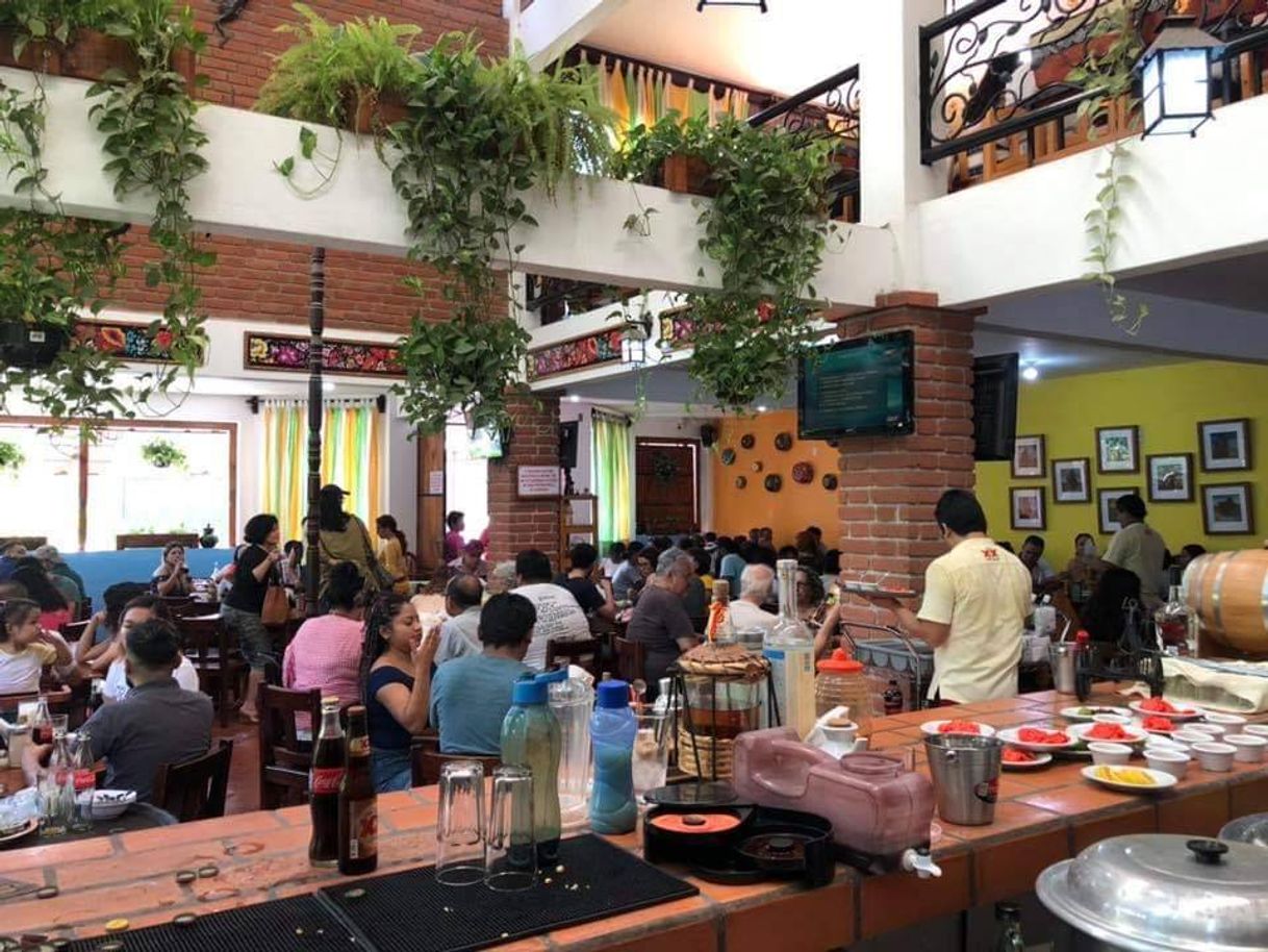 Restaurantes El Mixteco Tlayudas Oaxaqueñas.