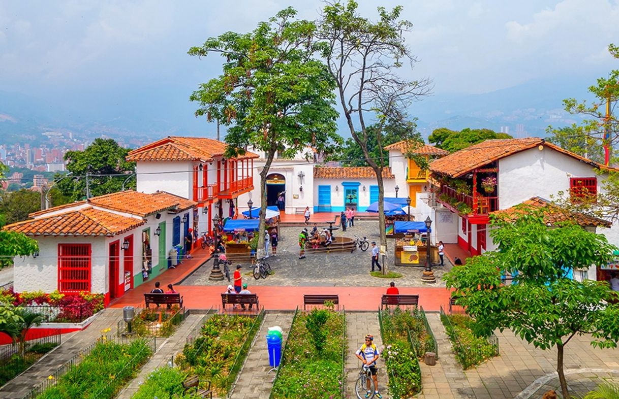 Social Pueblito paisa