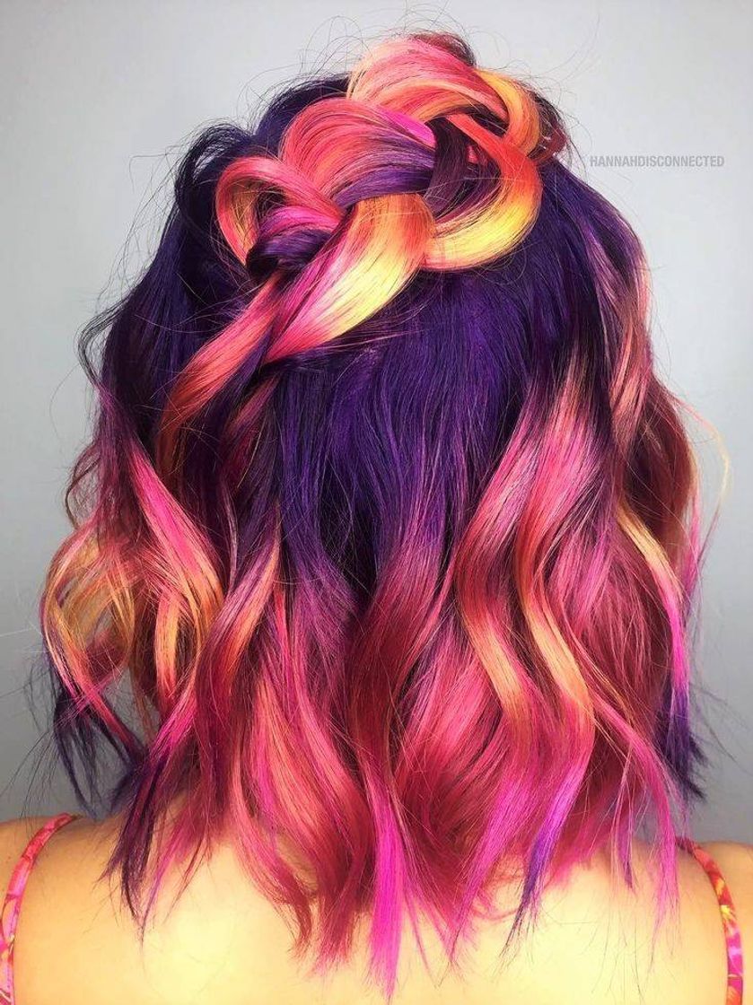 Fashion cute dyed haircuts to try right now