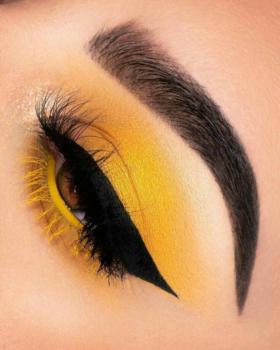 Fashion Basic Yellow Makeup. 💄