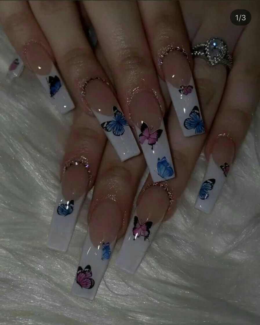 Moda Decorated Butterfly Nails