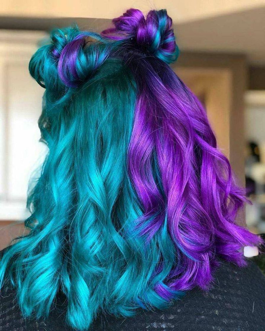 Moda 
Colored Hair.