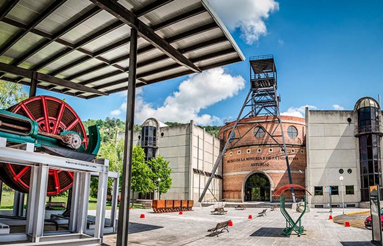 Place MUMI Museo de la Minería y de la Industria