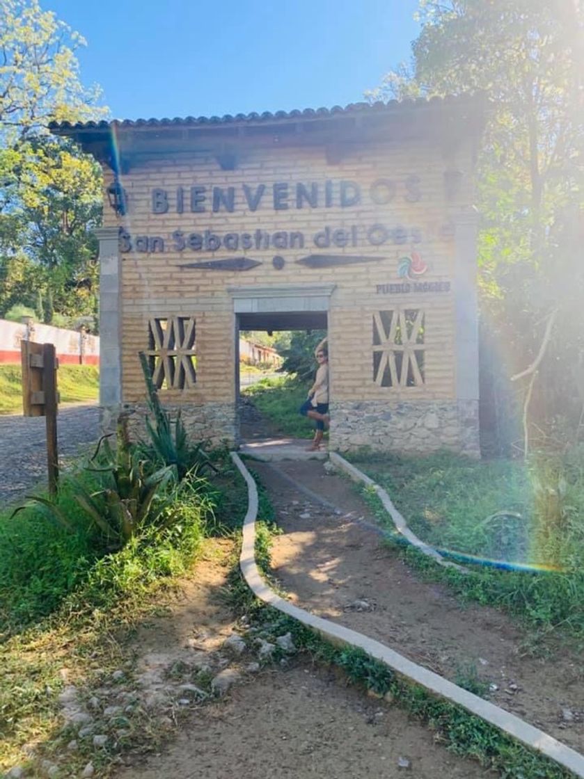 Place San Sebastián del Oeste