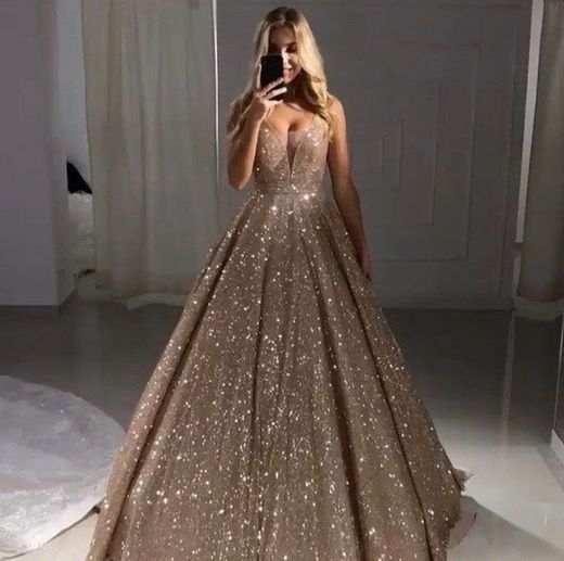 2514 Best Gowns images in 2020 | Gowns, Prom dresses, Dresses