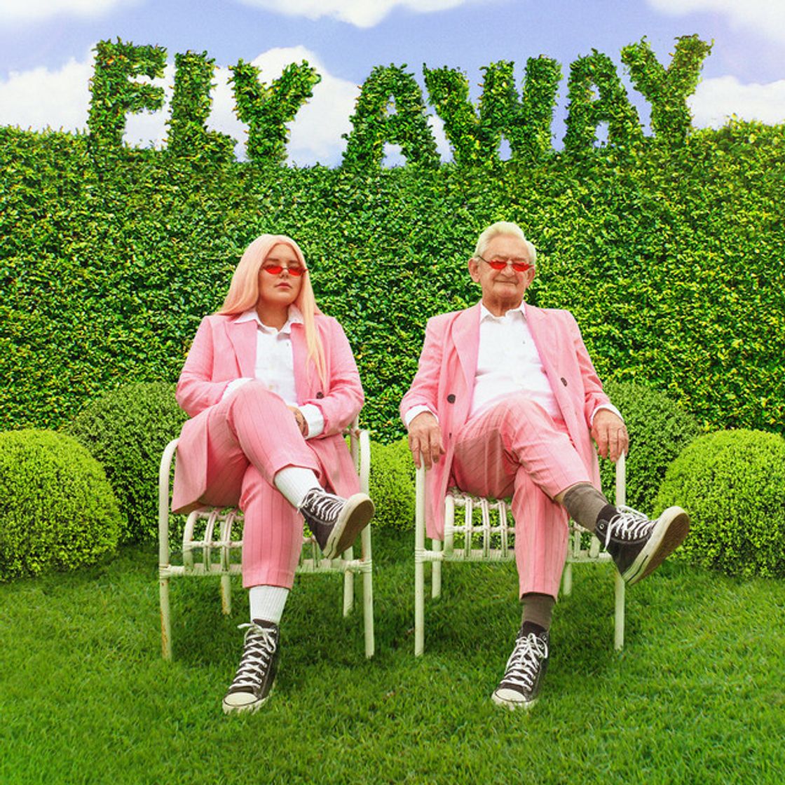 Canción Fly Away