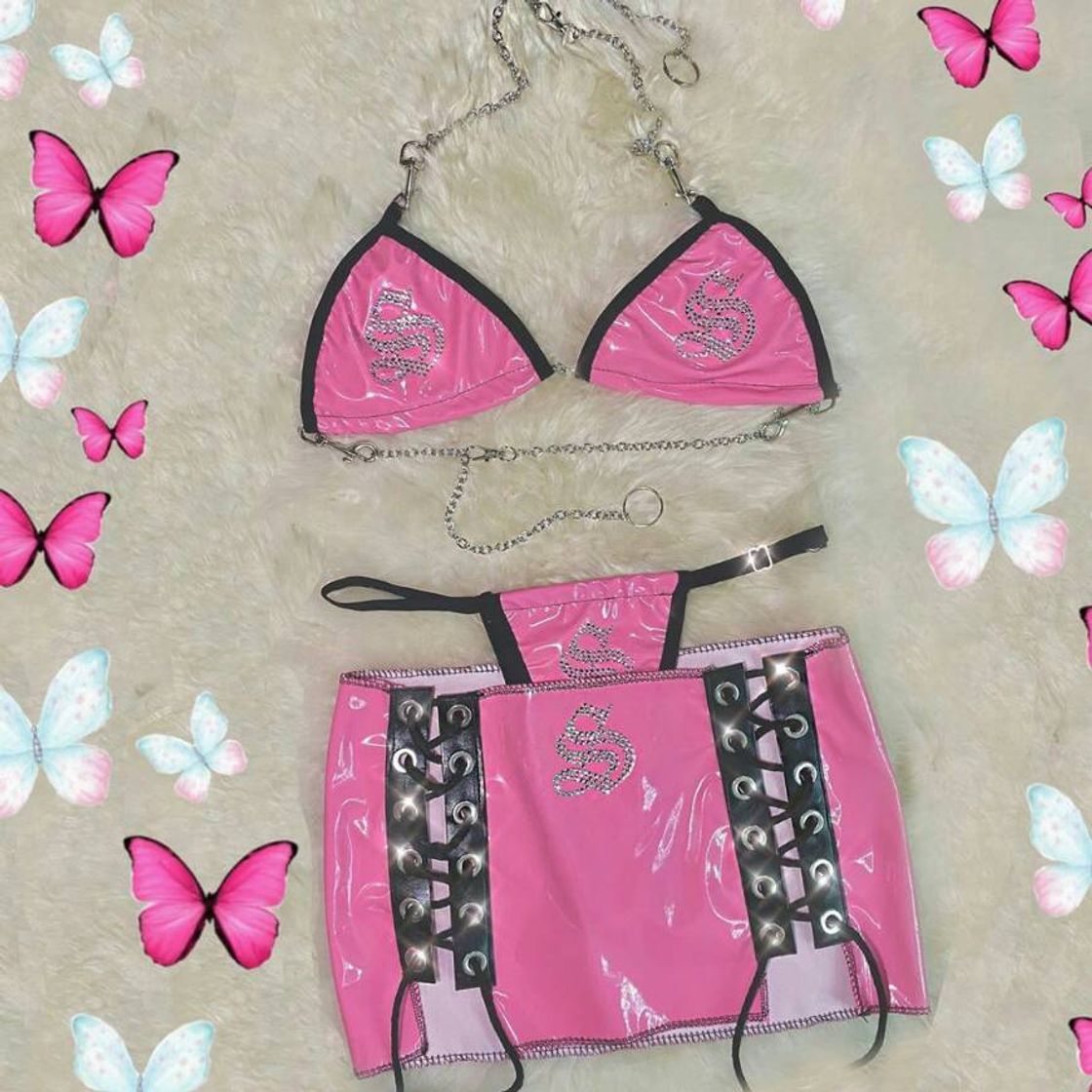 Social THE "MILEENA" VINYL RHINESTONE SET
