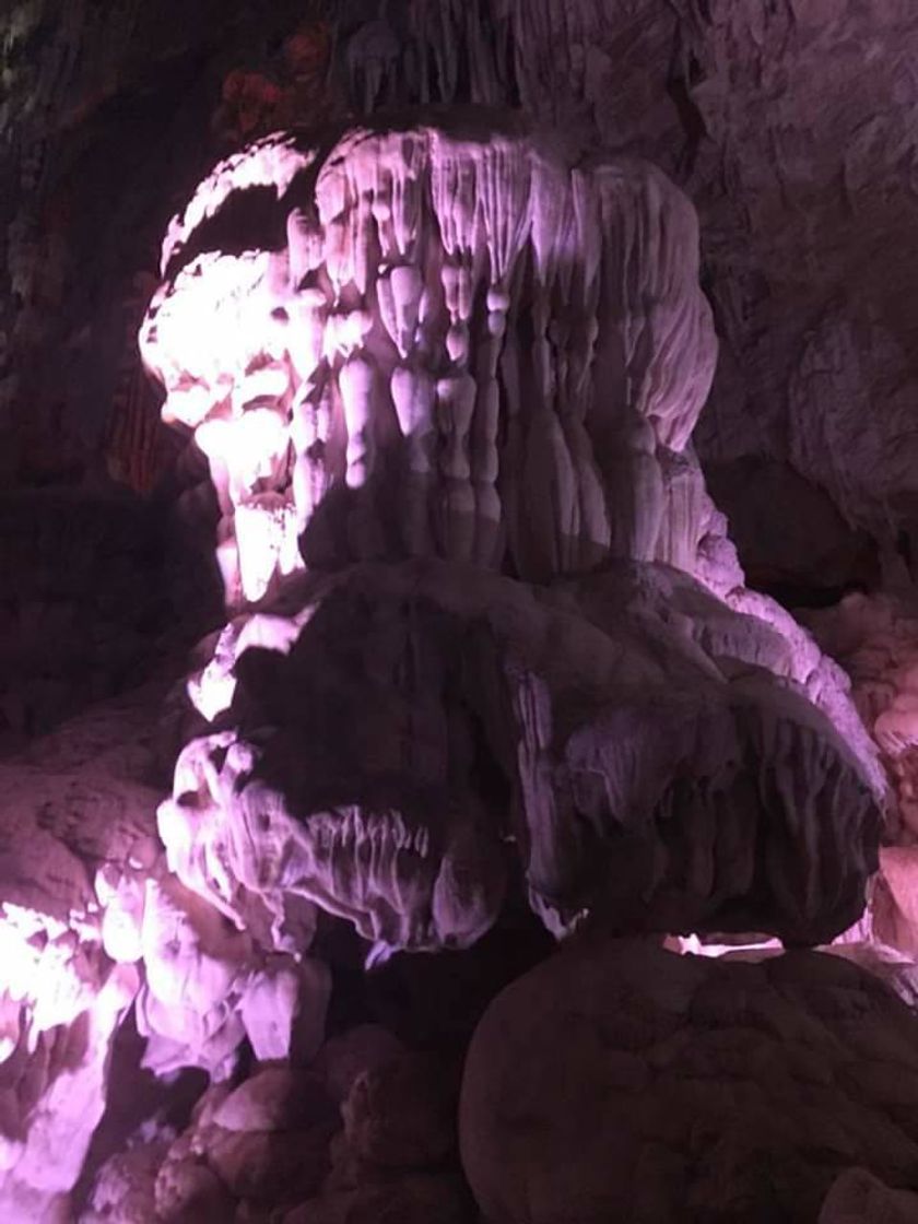 Lugar Grutas de la Catedral y del Ángel