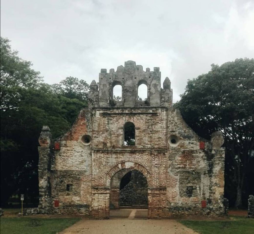 Lugar Ruinas de Ujarrás