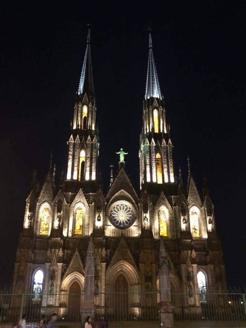 Lugar Shrine of Our Lady of Guadalupe