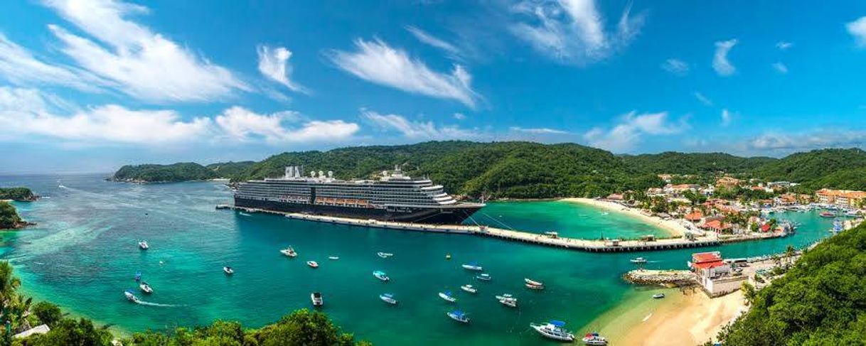 Lugar Bahias de Huatulco International Airport