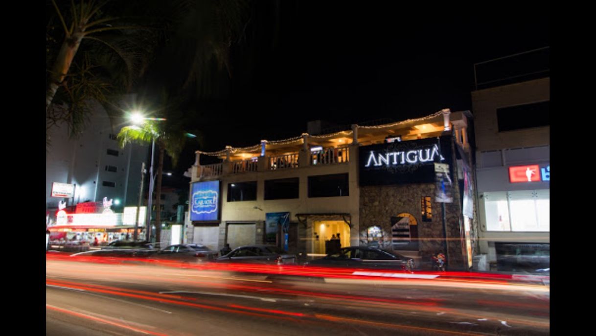 Restaurants Antigua Karaoke Bar