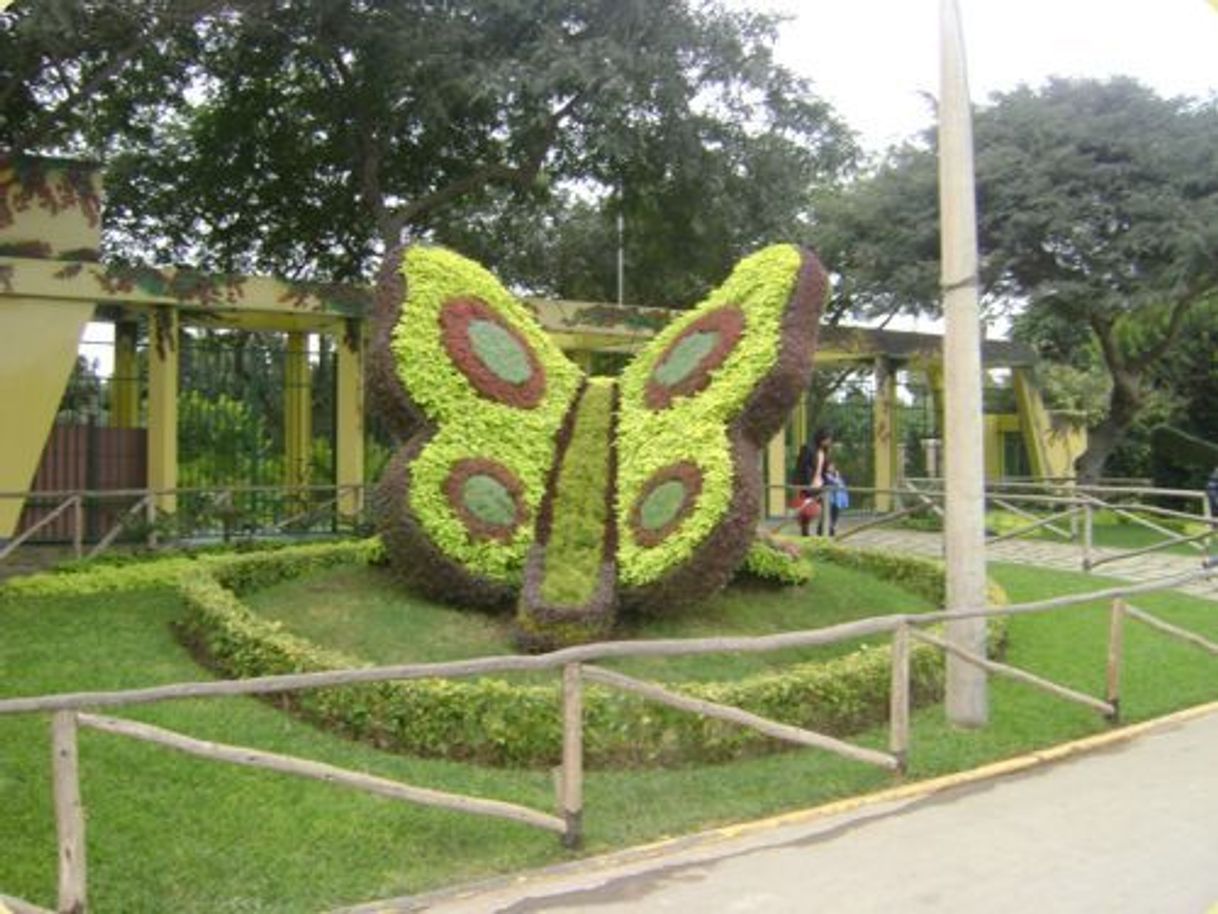Place Avenida Parque de las Leyendas