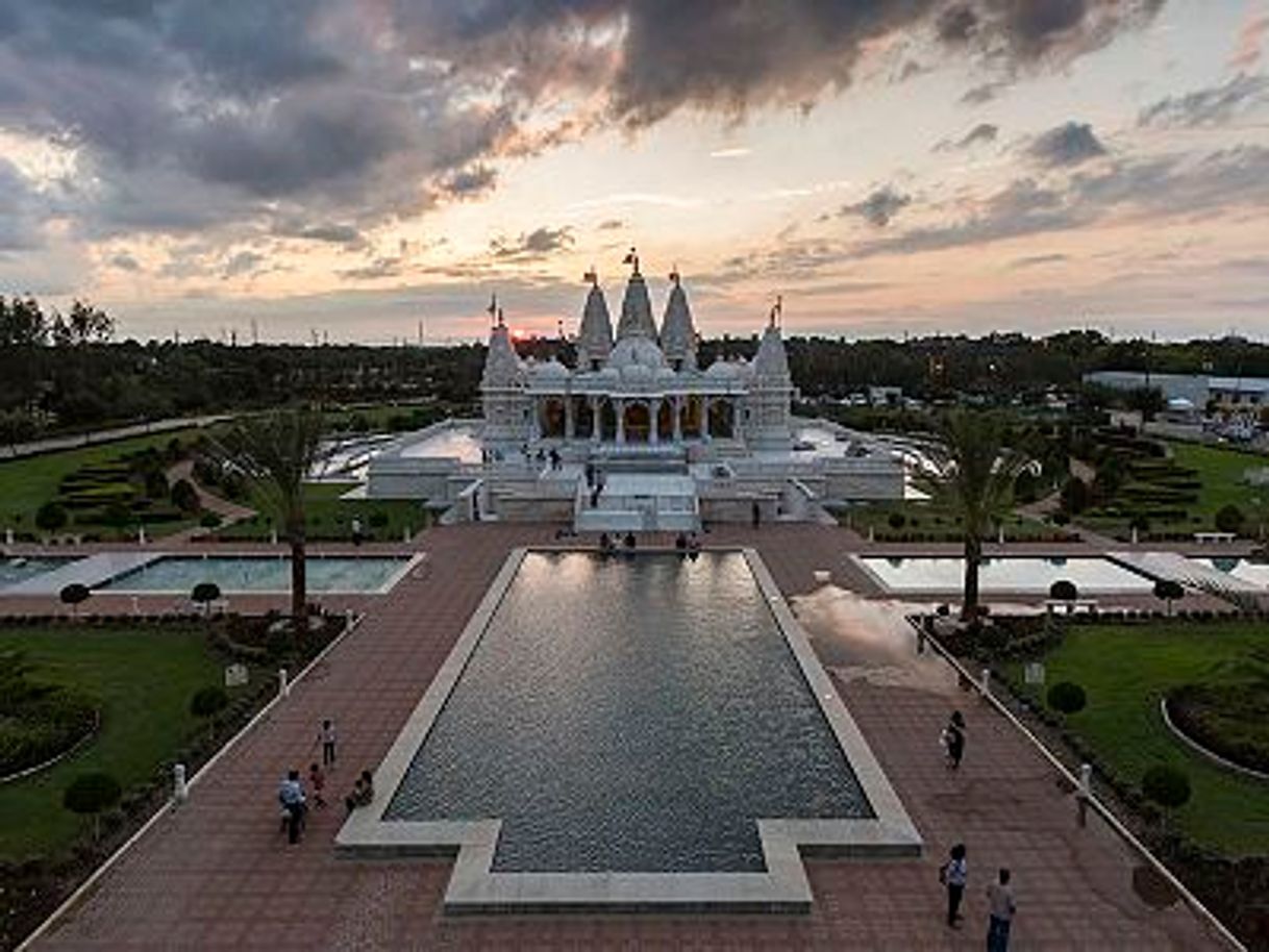 Places BAPS Shri Swaminarayan Mandir