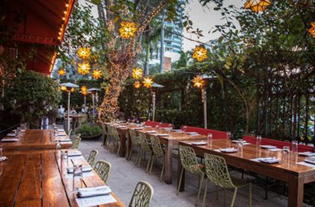 Restaurants SUGARCANE raw bar grill