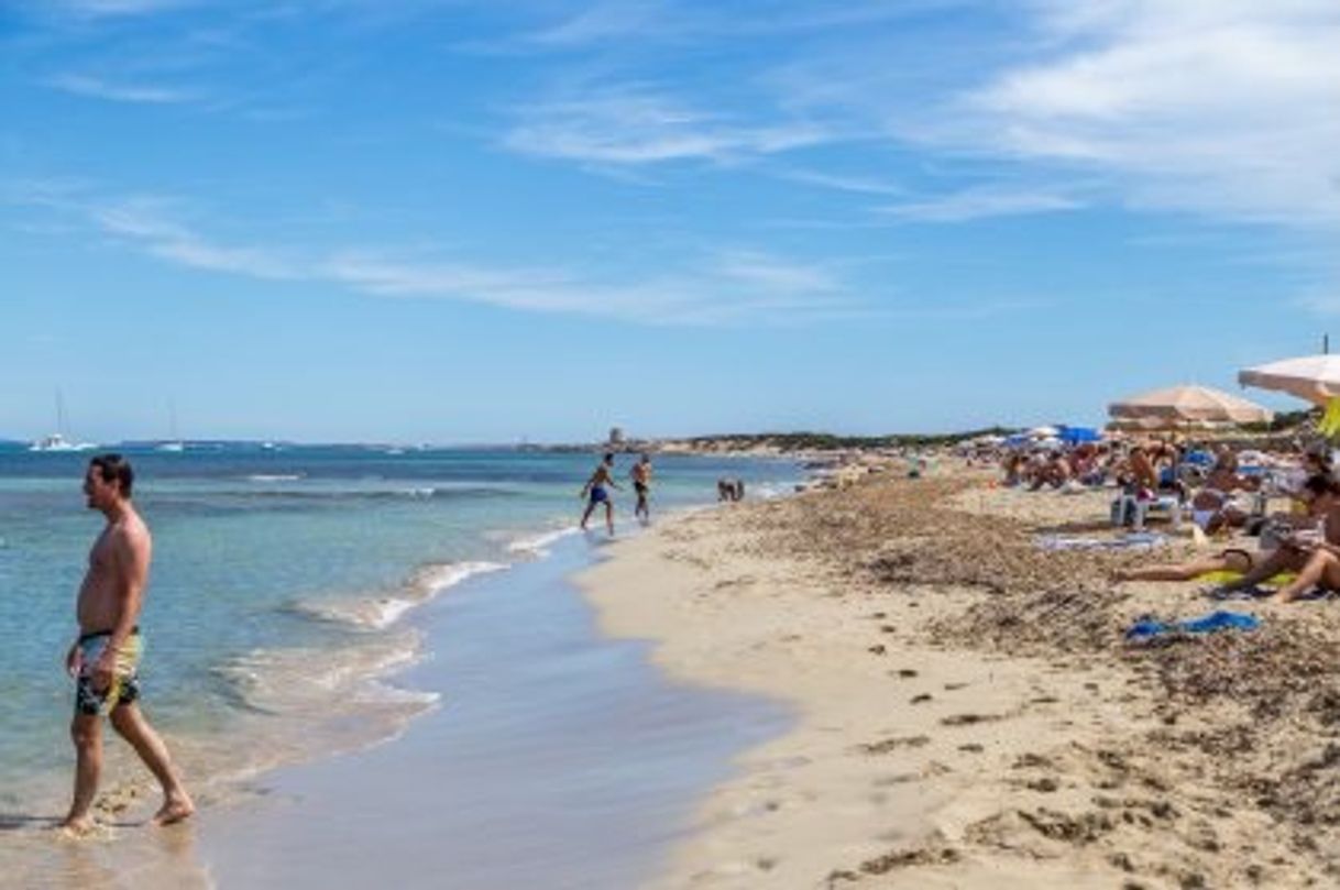 Lugar Platja Es Cavallet - Es Cavallet Beach