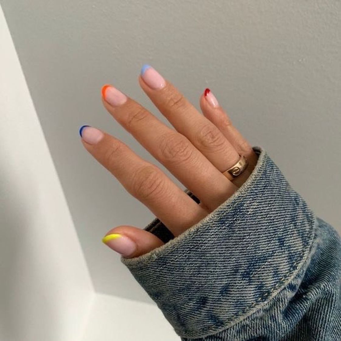 Moda Unhas básicas mas maravilhosas 