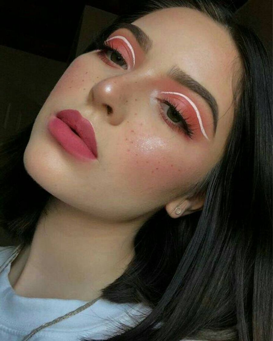 Fashion Pink makeup look