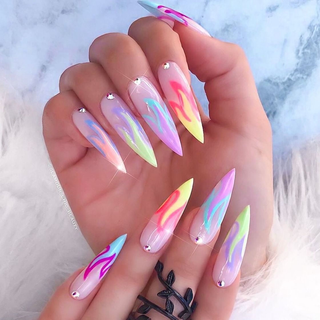 Social lilkathe uñas