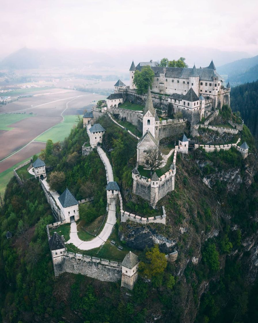 Places Hochosterwitz Castle